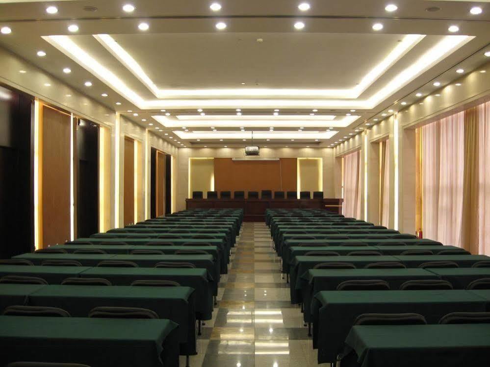 Tianrui Business Hotel Taiyuan  Buitenkant foto